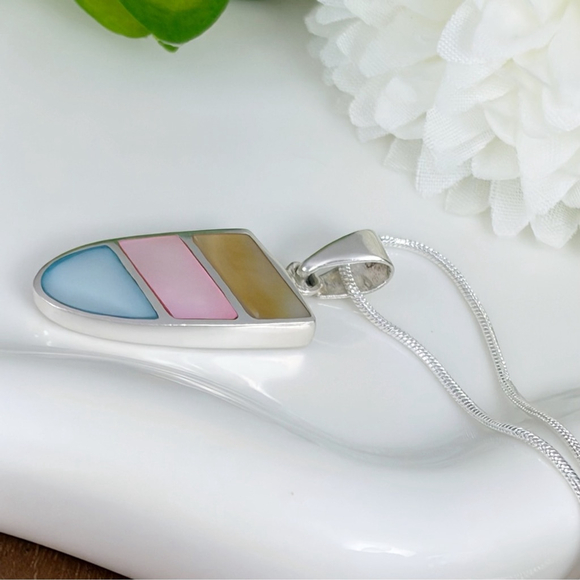 Vintage Sterling Silver 925 Mother of Pearl Pendant Retro Southwest Inlay Style - Picture 2 of 8